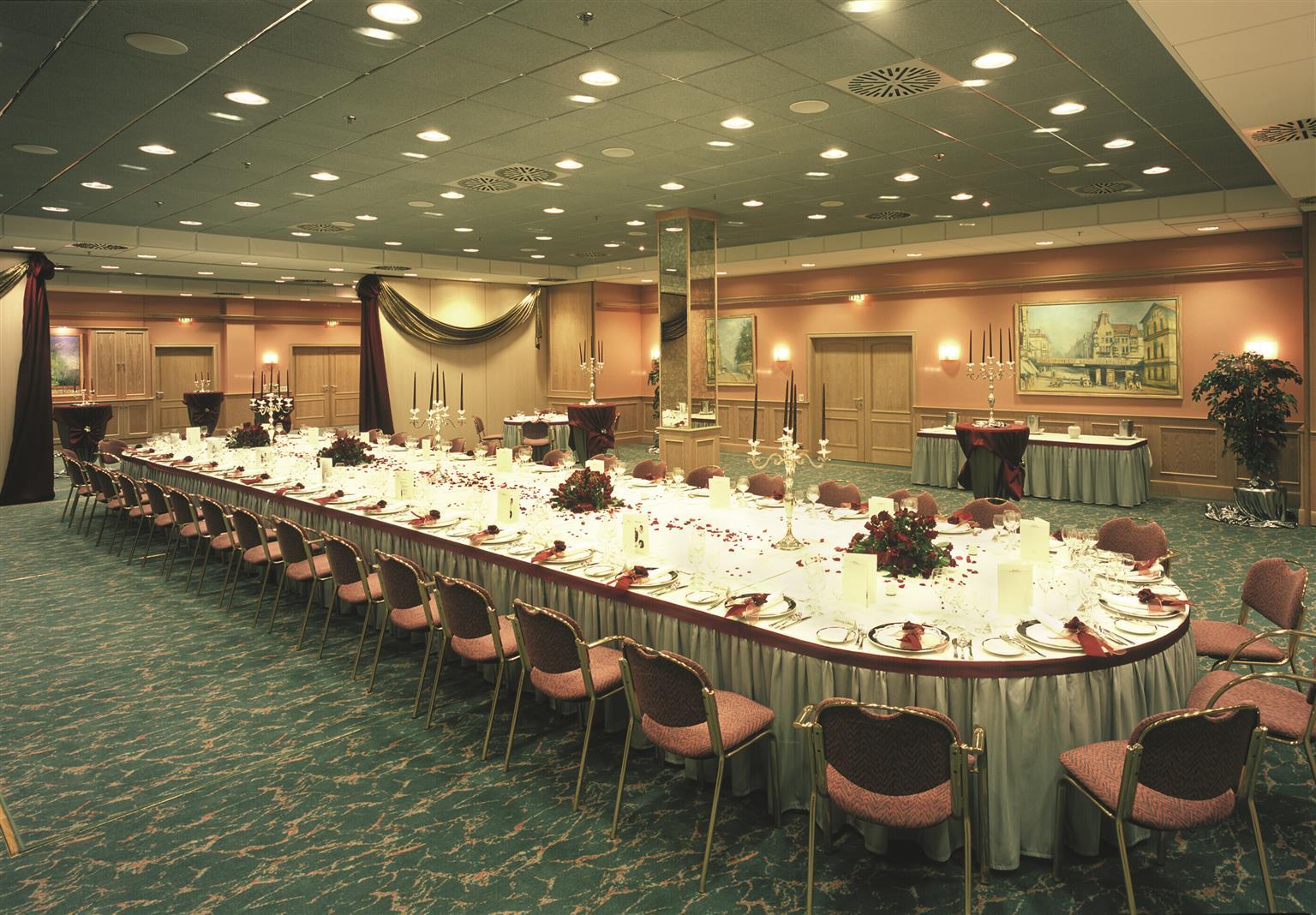 Steglitz International Hotel